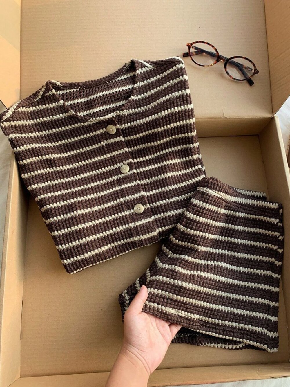 Brown Casual Women's Striped Long Sleeve Single-Breasted Top And Shorts Set - Picture 5 of 6